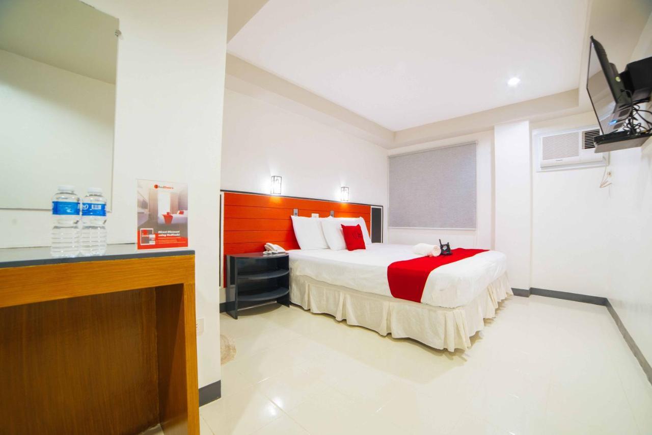 Reddoorz Plus Near San Pedro Cathedral Davao City Eksteriør billede