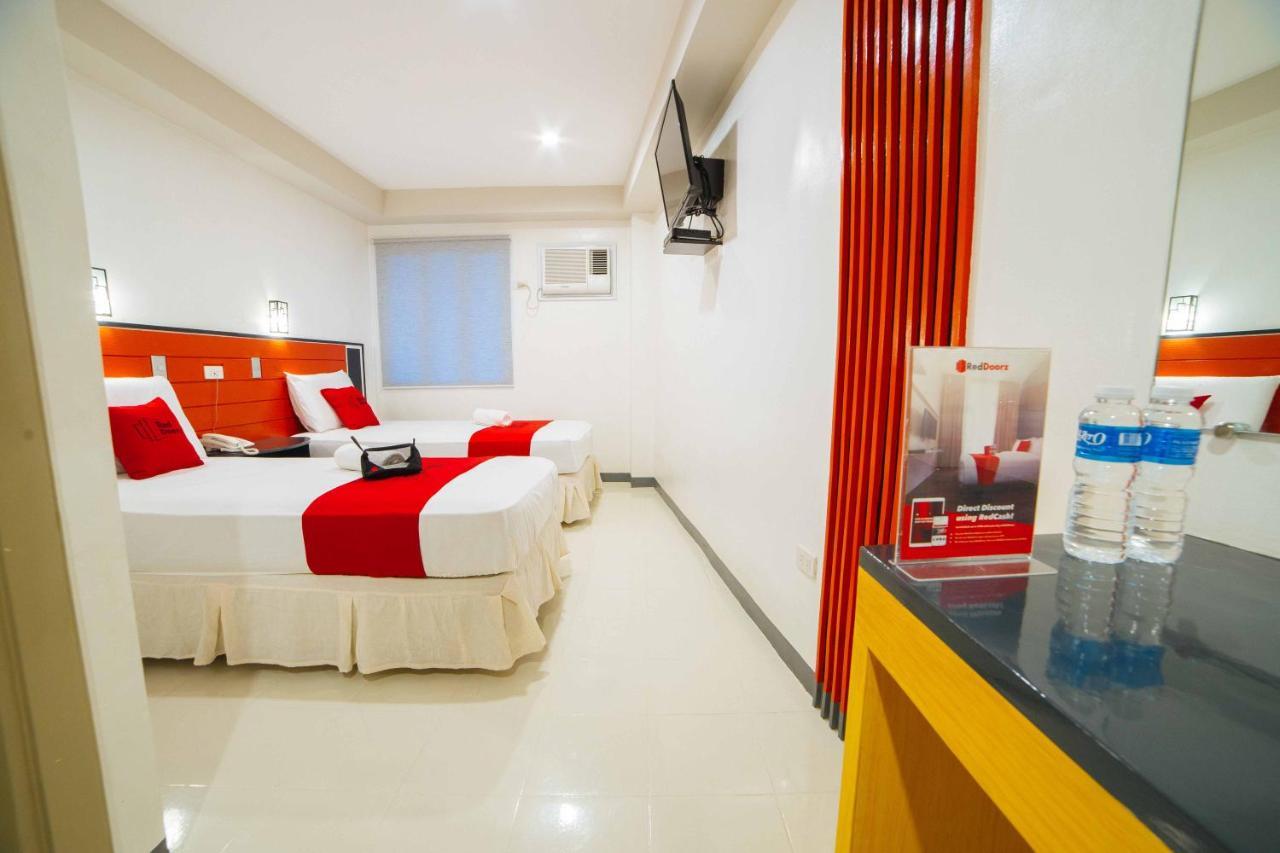 Reddoorz Plus Near San Pedro Cathedral Davao City Eksteriør billede